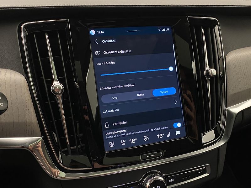 Volvo V90 CC B5 AWD ULTIMATE REZERVACE - fotka 54 z 68