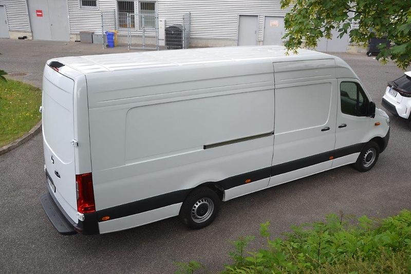 Mercedes-Benz Sprinter 317 XL výbava 22.000 km  - fotka 2 z 33