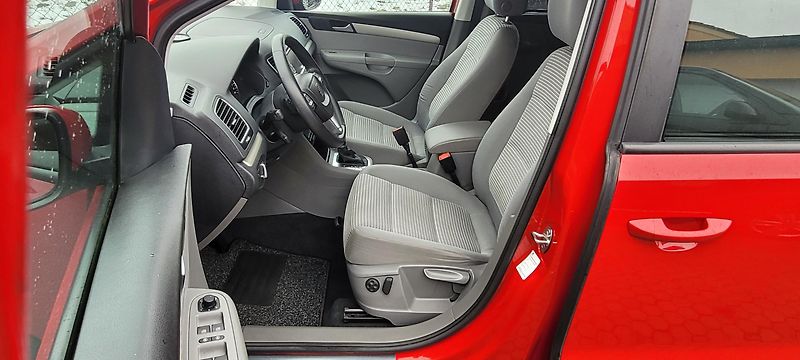 Seat Alhambra (2015) 2,0TDi 130kW Style - fotka 11 z 42