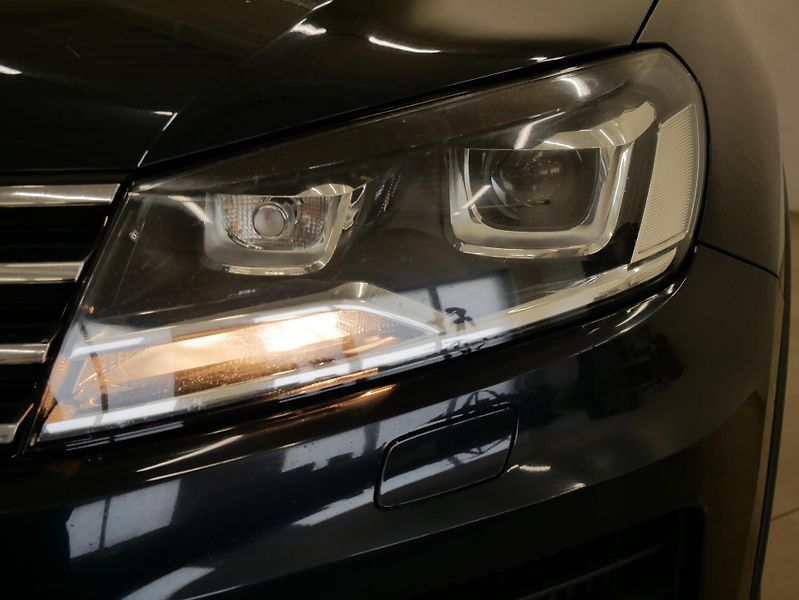 Volkswagen Touareg - fotka 9 z 25