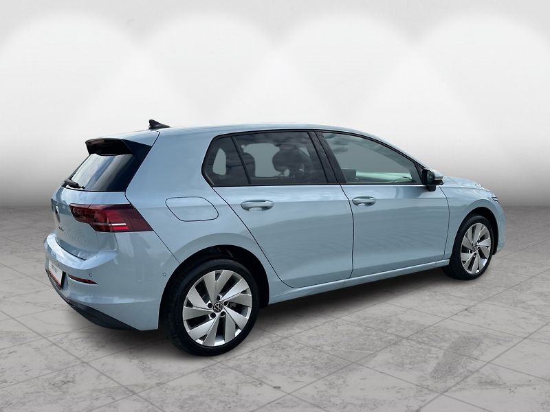 Volkswagen Golf Life 1.5 TSI 110kw M6 - fotka 6 z 22