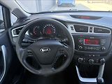 Kia Ceed 1,6 GDi 99 kw ČR 1. maj. servi - náhled 10