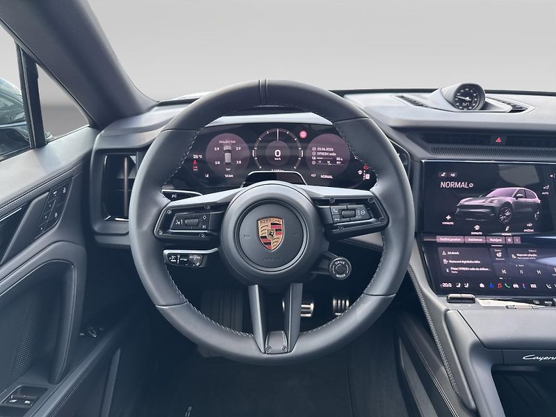 Porsche Cayenne X1ABB1 S Electric - fotka 15 z 30