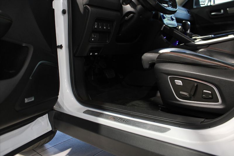 Renault Koleos dCi 4x4 X-Tronic Initiale Pari - fotka 11 z 35