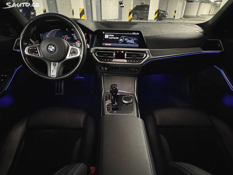 BMW Řada 3 330XD M-Sport 195kW - fotka 23 z 37