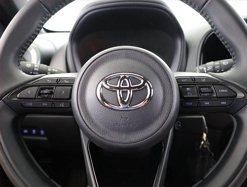 Toyota Aygo (2025) 1.0, Automat, ČR,1.maj - fotka 8 z 17