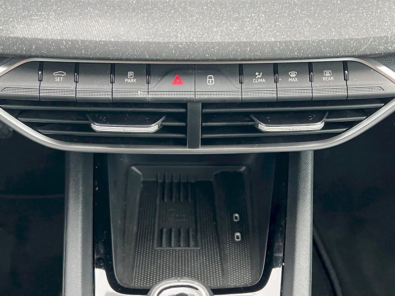 Škoda Octavia (2024) Liftback Top Selection1.5 TSI - fotka 26 z 35