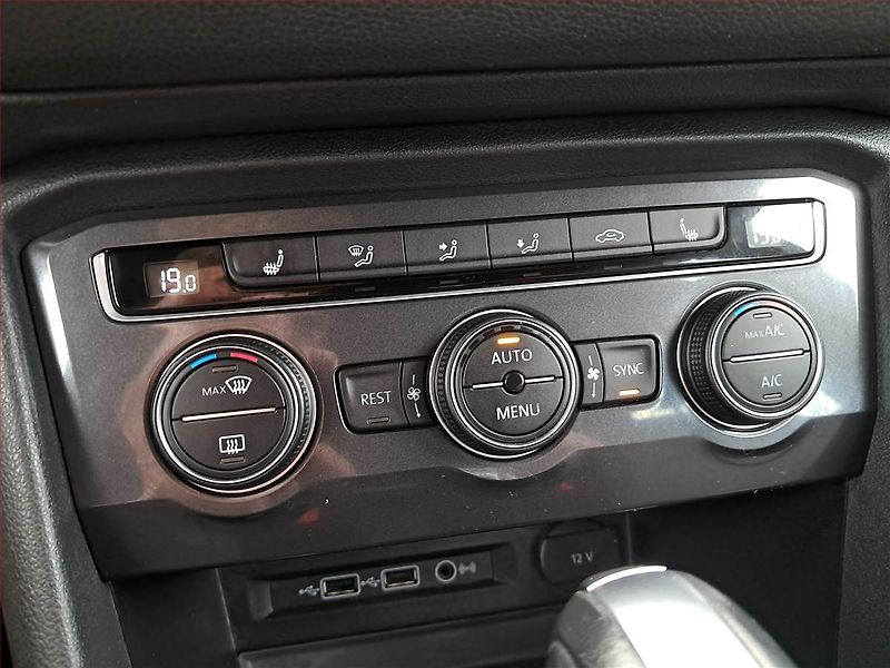 Volkswagen Tiguan Allspace (2020) 2.0 BiTDI - fotka 22 z 22