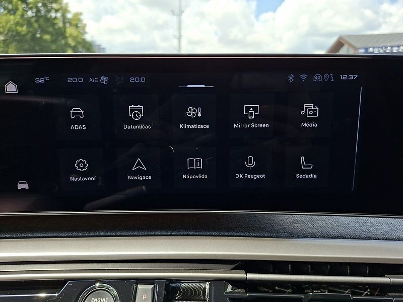 Peugeot 3008 ALLURE HYBRID 145k e-DCS6 - fotka 24 z 29