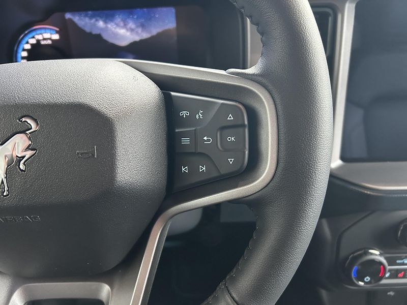 Ford Bronco 2.7 EcoBoost 246kW OUTER BANKS - fotka 23 z 37