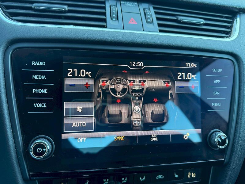 Škoda Octavia (2017) 2.0 TDI 110kW Style - fotka 17 z 35