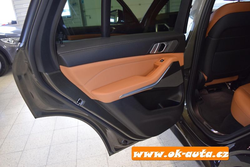 BMW X5 xDRIVE M SPORTOVNÍ PAKET TZ CZ - fotka 36 z 96