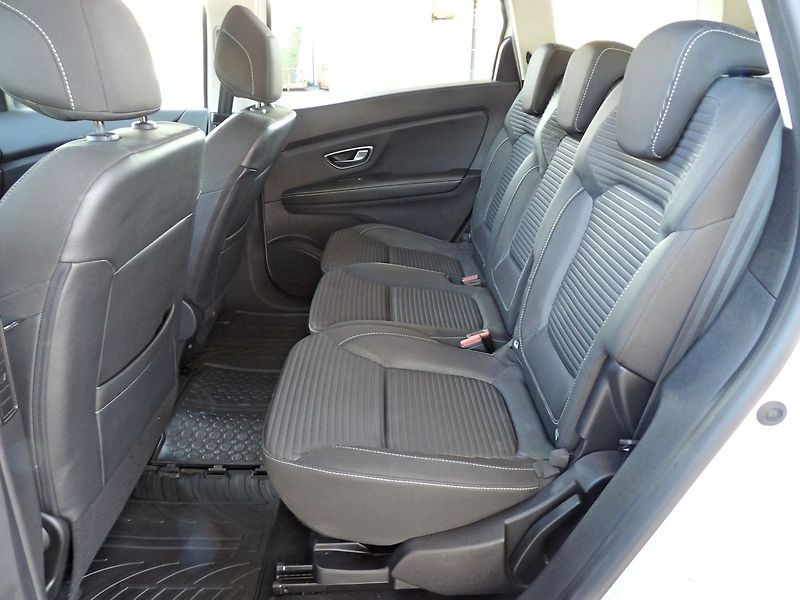 Renault Grand Scénic 1.7dCi Navi 7 míst Tažné - fotka 21 z 31