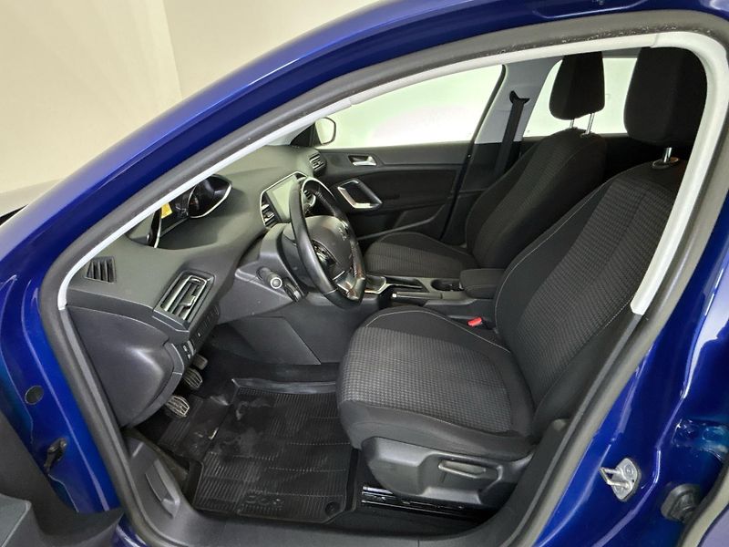 Peugeot 308 Kombi 308 - fotka 7 z 27