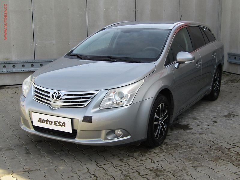 Toyota Avensis (2010) 1.8 i, AT, TZ - fotka 3 z 19
