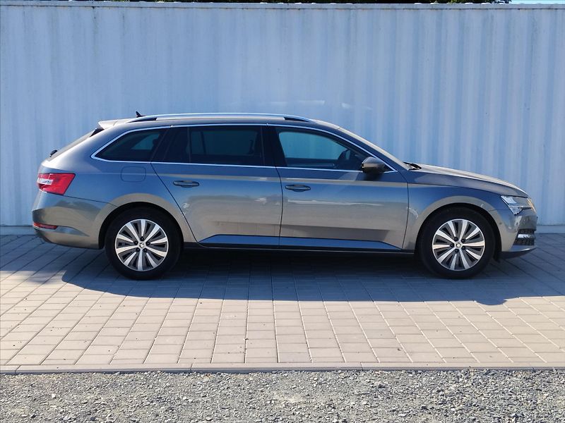 Škoda Superb 2.0TDI 110kW, DSG tažné - fotka 5 z 38