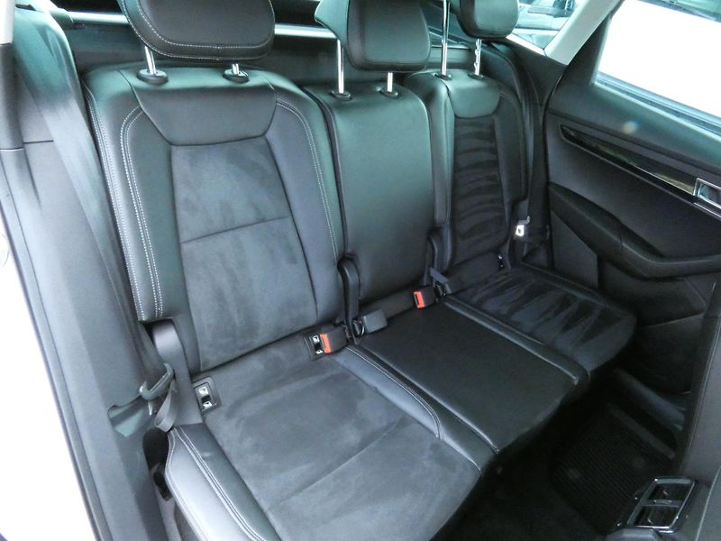 Škoda Karoq 4x4 StylePlus 2.0 TDI /110kW 6 - fotka 25 z 29