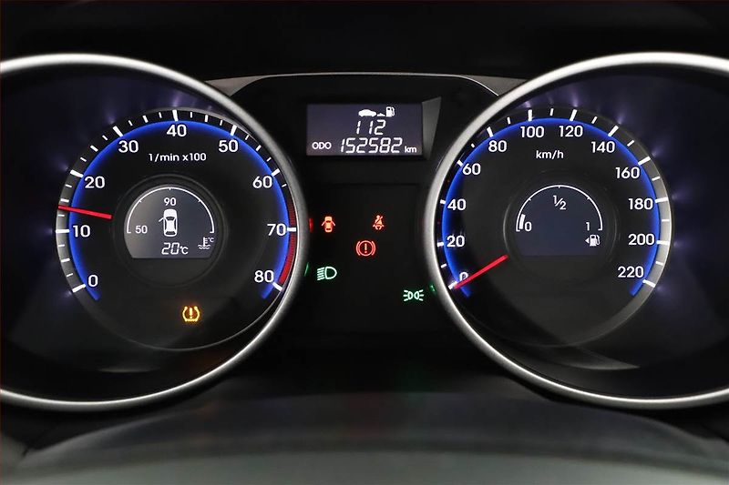 Hyundai ix35 (2014) 1.6 GDI, Tempomat - fotka 9 z 17