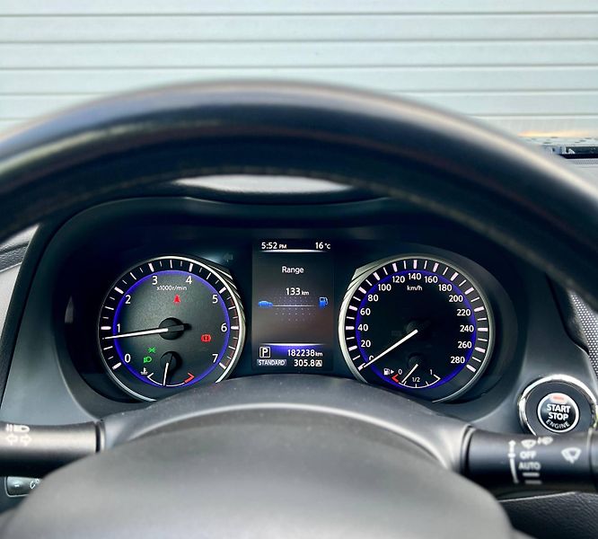 Infiniti Q50 (2014) REPREZENTATIVNÍ SEDAN TOP VÝBA - fotka 13 z 29