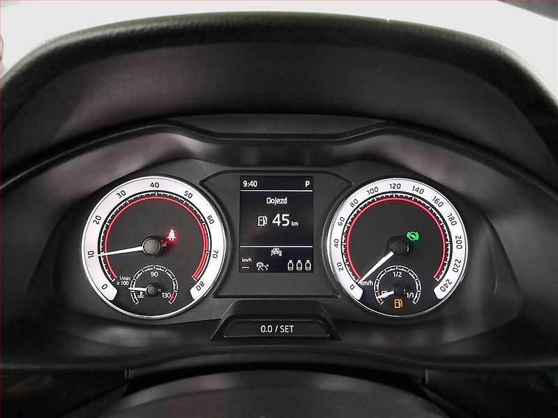 Škoda Kamiq (2023) Monte Carlo 1.0 TSI - fotka 11 z 21