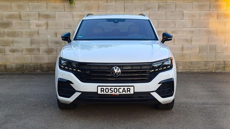 Volkswagen Touareg R-LINE 210kW-WEBASTO-HUD-TZ- - fotka 2 z 50