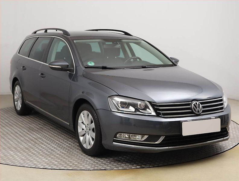 Volkswagen Passat (2013) Comfortline 2.0 TDI - fotografie inzerátu