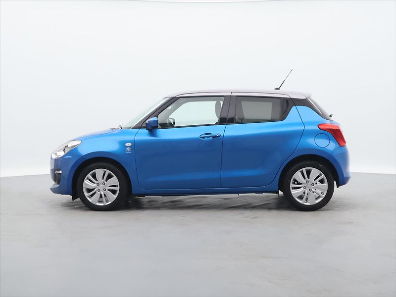 Suzuki Swift 1,2 DualJet 66kW Comfort 1.Maj - fotka 4 z 31