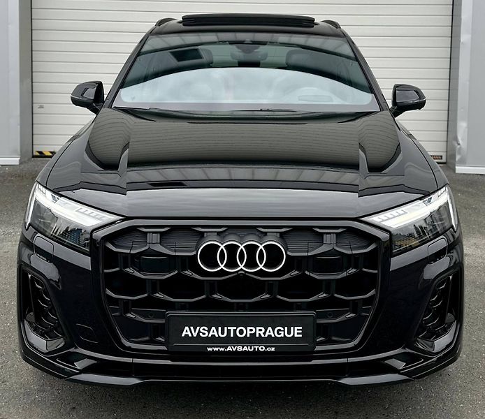 Audi Q7 (2024) S-LINE QUATTRO V ZÁRUCE 360 - fotka 2 z 39
