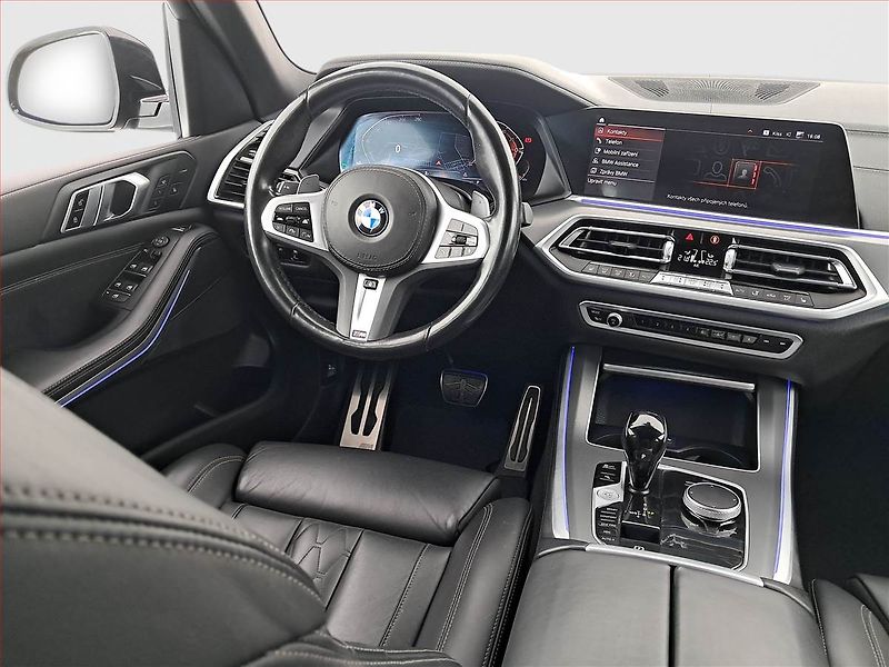 BMW X5 (2022) xDrive30d - fotka 7 z 25