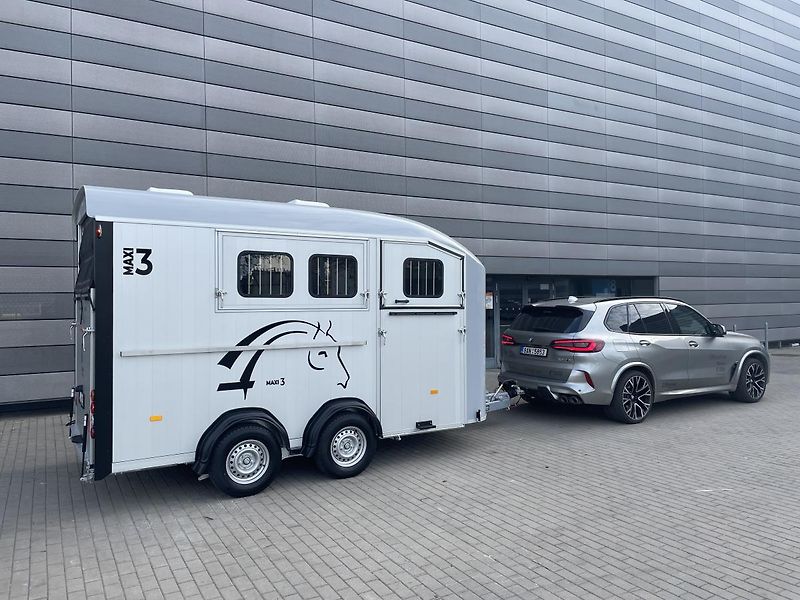 Cheval Liberté (2026) MAXI 3 MODRÝ - fotka 27 z 28