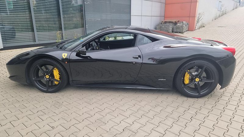 Ferrari 458 (2010) PLNÝ SERVIS LIFT KAMERA - fotka 7 z 16