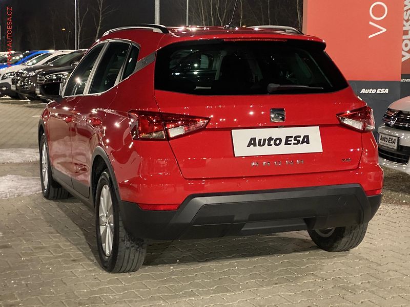 Seat Arona (2021) 1.0TGi, Style, kamera, +kola - fotka 6 z 19