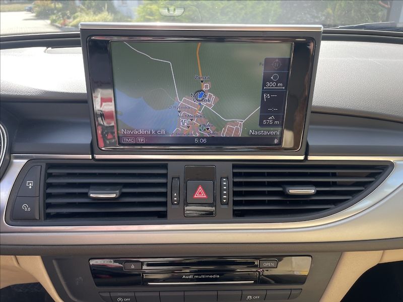 Audi A6 Avant 2,0 TDi 130kw Multitroni - fotka 16 z 36
