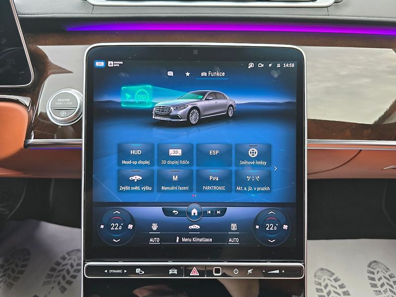 Mercedes-Benz Třídy S S500 4Matic L - fotka 27 z 37