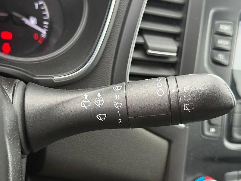 Renault Mégane (2019) 1.3 TCe 75 kW Life - fotka 17 z 20