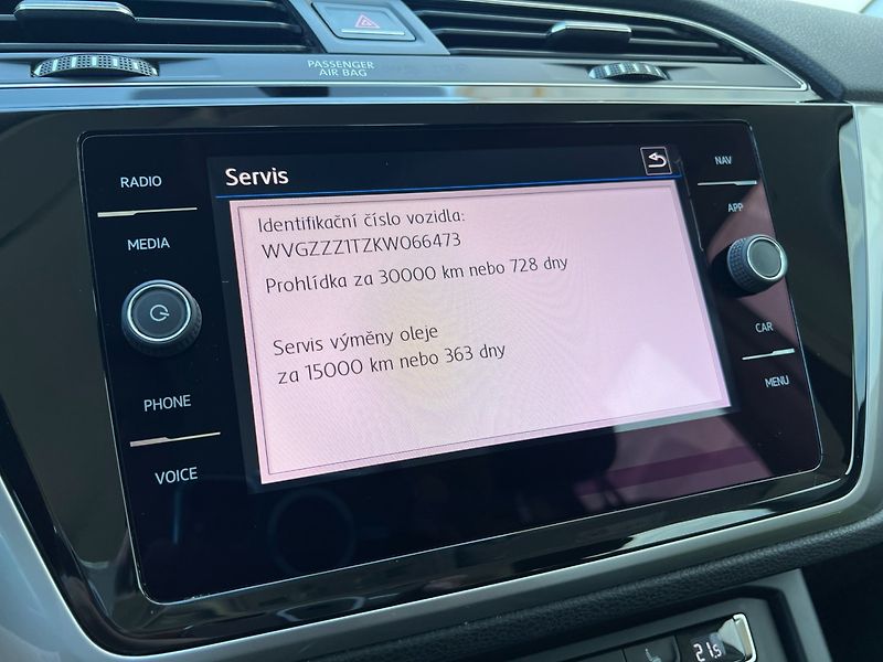 Volkswagen Touran (2019) 1.6TDi 85kW COMFORTLINE - fotka 20 z 28
