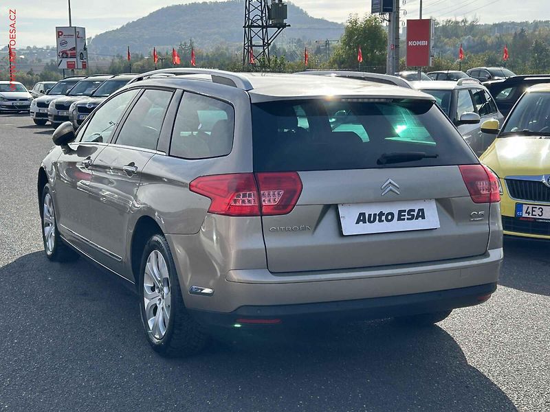 Citroën C5 (2010) 2.0 HDi, ČR, STK9/28 - fotka 6 z 18
