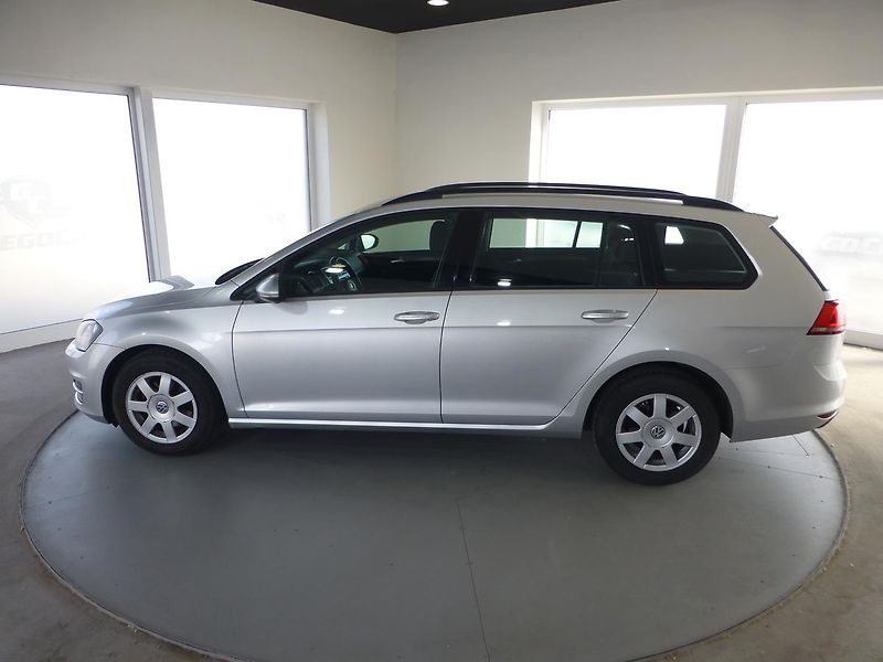 Volkswagen Golf (2013) 1,6TDI*81KW*VYHŘ.SEDADLA* - fotka 8 z 26