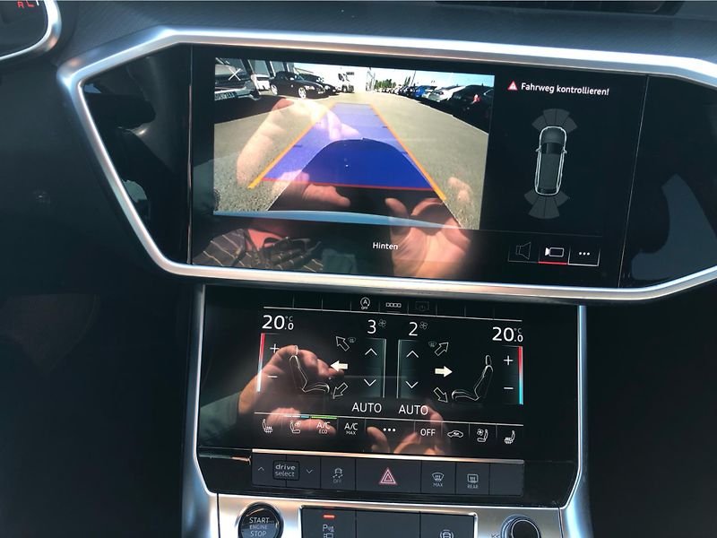 Audi A6 Avant 3,0 TDI Quattro - fotka 21 z 30