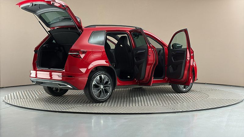 Škoda Karoq 1.5 TSI DSG Sportline - fotka 6 z 26