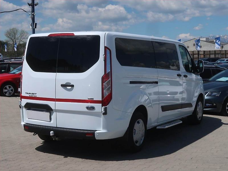 Ford Transit Custom (2018) Trend 2.0 EcoBlue, Bus, 9Míst - fotka 5 z 17