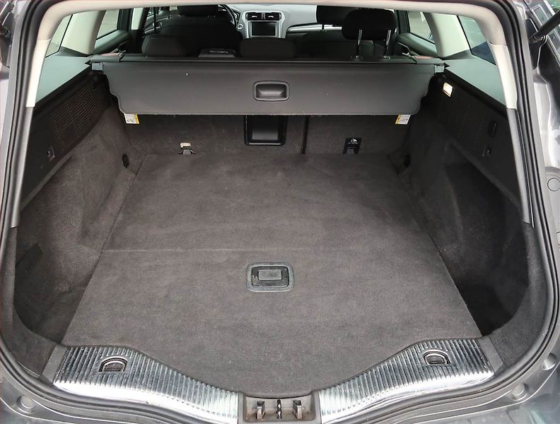 Ford Mondeo (2019) 2.0 TDCI, Navi, Tempomat - fotka 14 z 16