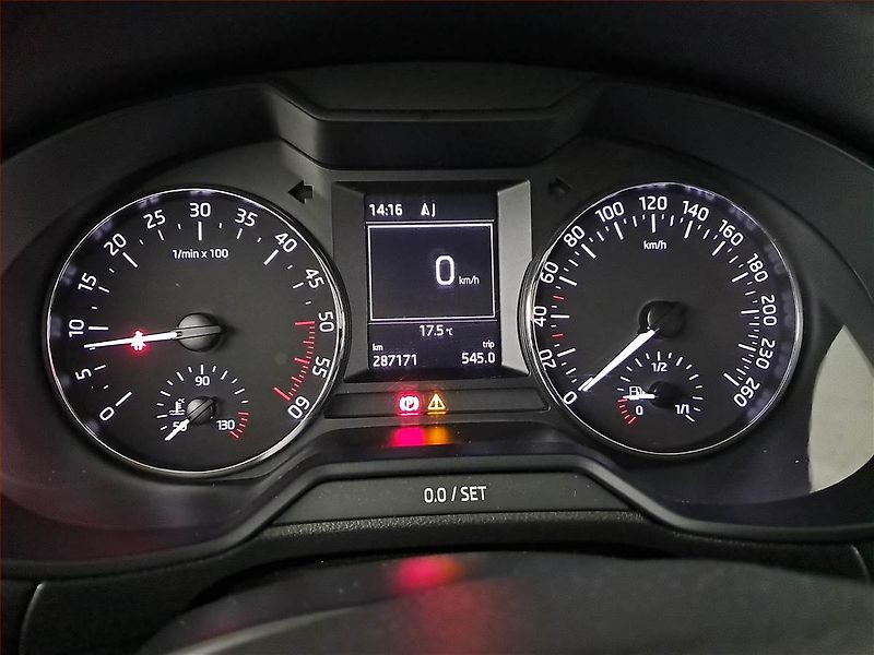 Škoda Octavia (2014) Greenline 1.6 TDI, Navi - fotka 11 z 21