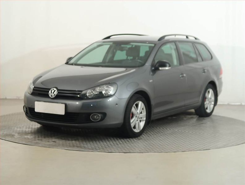 Volkswagen Golf (2012) 1.4 TSI, Navi, Park. senzory - fotka 2 z 15
