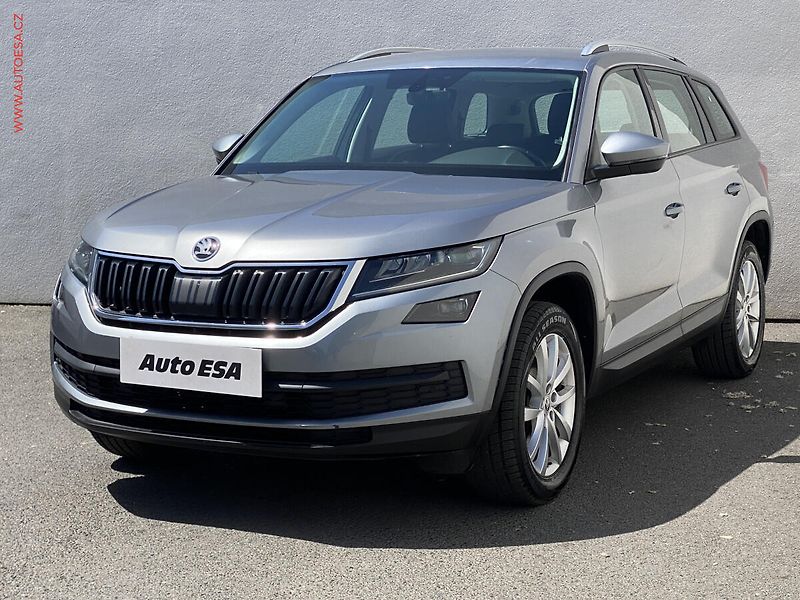 Škoda Kodiaq (2021) 1.5 TSi, Style, TZ, navi - fotka 3 z 17