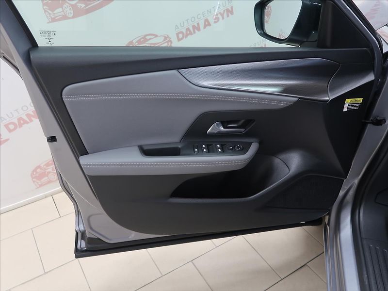 Opel Mokka 1,2 96 KW Automat zánovní - fotka 10 z 35
