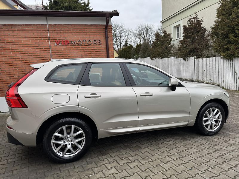 Volvo XC60 XC60-D5-173KW-AWD-ČR - fotka 6 z 28