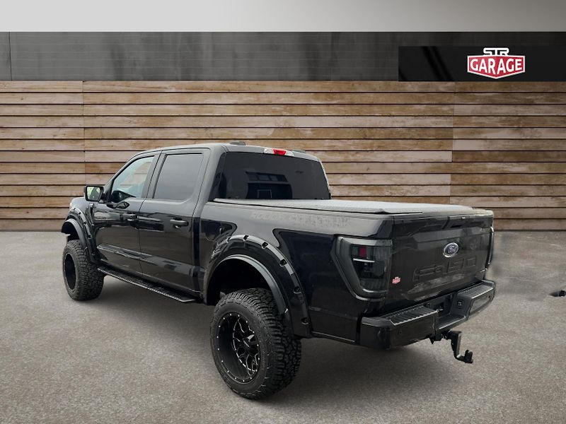 Ford F-150 (2022) +5.0+ROUGH COUNTRY+CERVINI+ - fotka 5 z 21