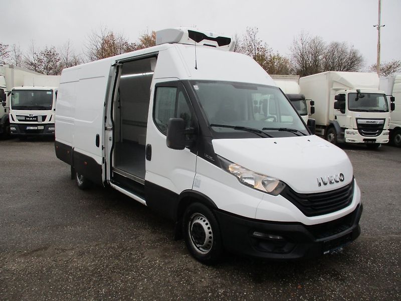 Iveco Daily 35S16, chladící Zanotti Z380 + - fotka 2 z 21