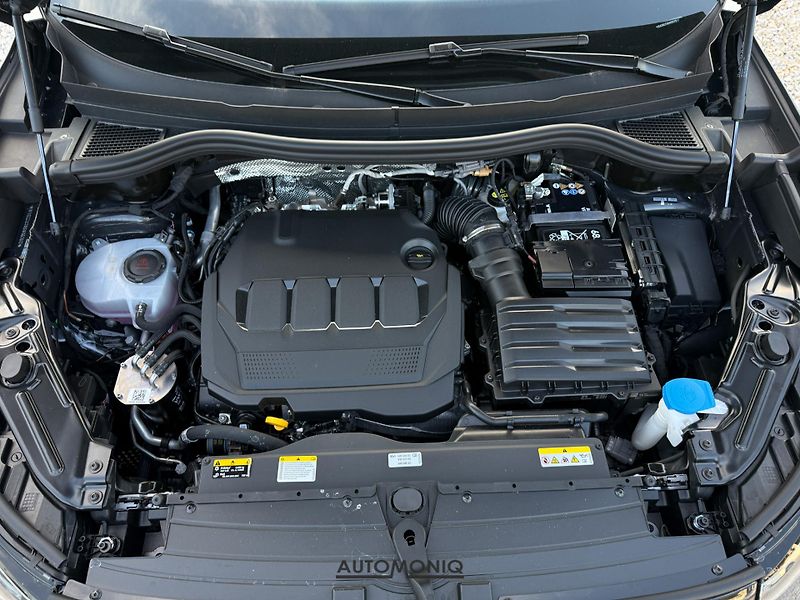 Volkswagen Tiguan (2025) Prime 1.5 Hybrid LED, Ambient - fotka 11 z 24